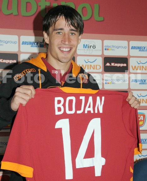 BOJAN-IN-CONFERENZA-3.jpg